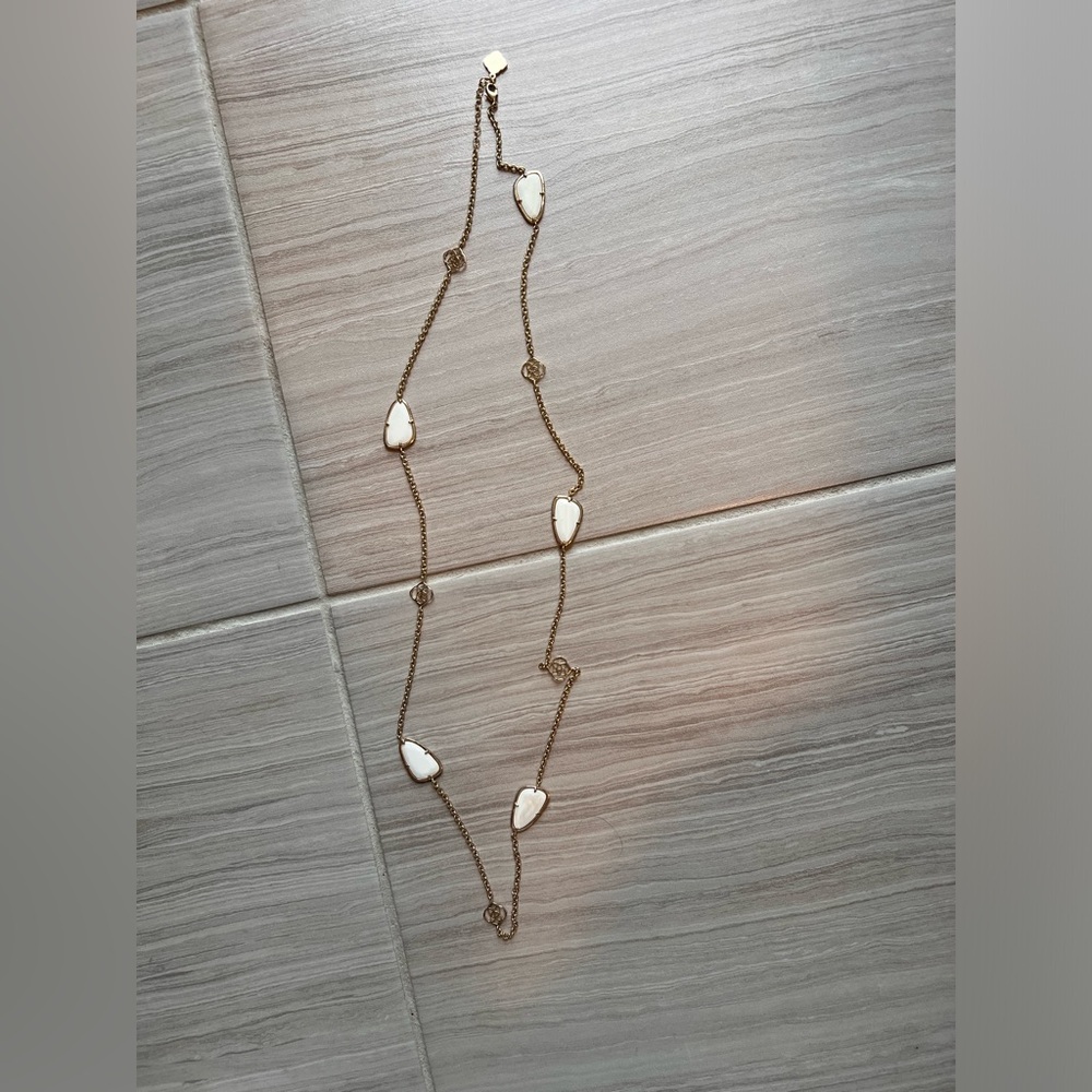 Set of 2 Kendra Scott necklaces.